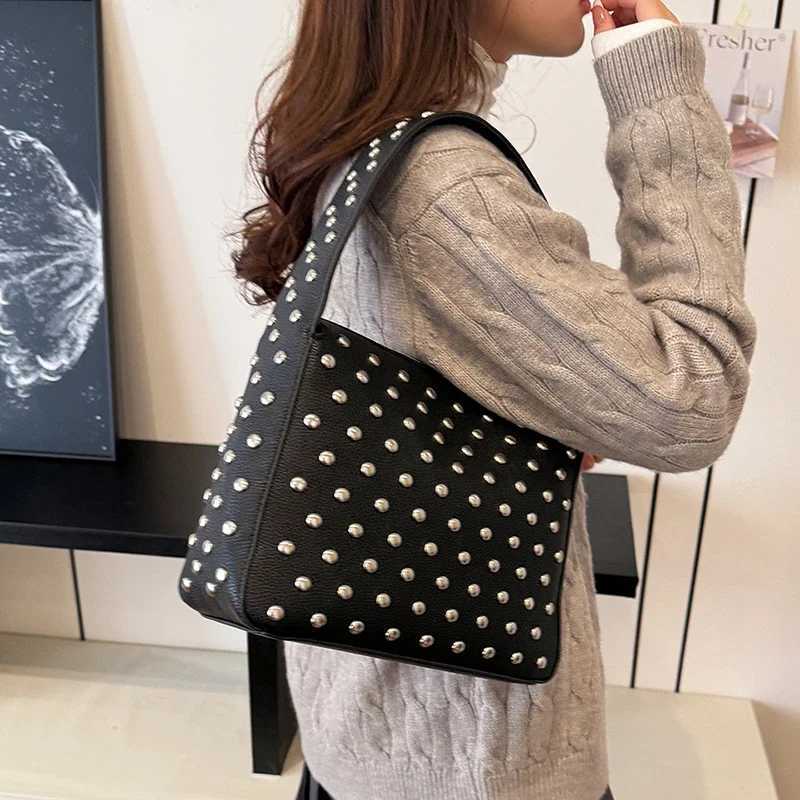 Decoration Quality PU Shoulder Bag Solid Color Box Zipper Fashion Handbag 2024 Hot Sale Bags for Women Womens Bags Y250218