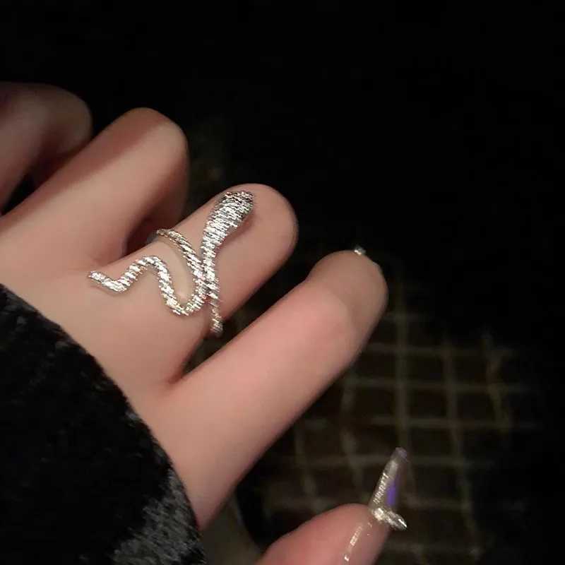 New Starlight Couple Night Glow Ring for Wen Men Simple Fashion Adjustable Star Couple Rings Vntines Day Jewelry Gift X250220