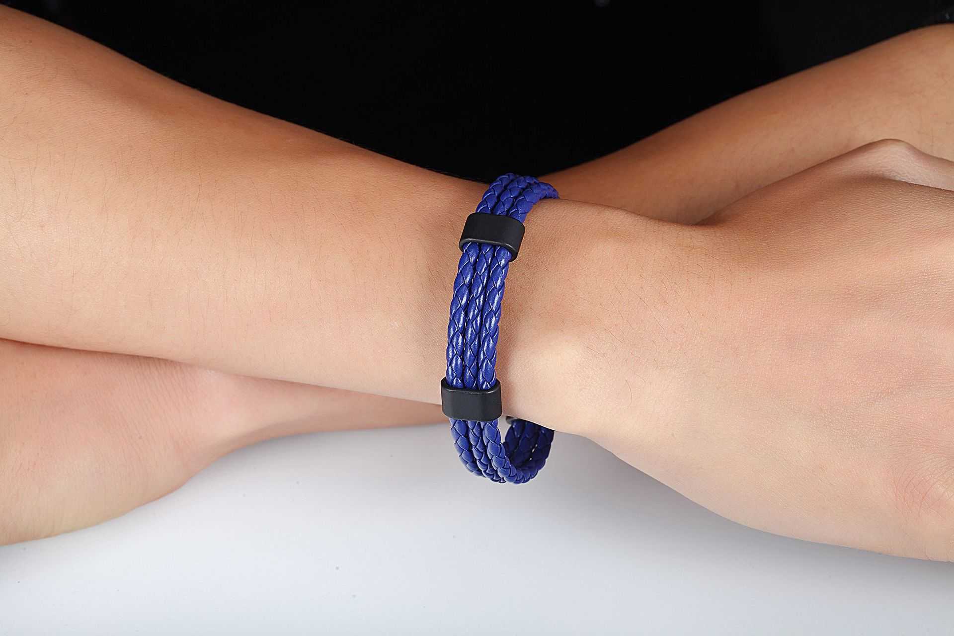 Charm Bracelets Hot selling leather woven bracelet black alloy buckle bracelet student couple bracelet H25220