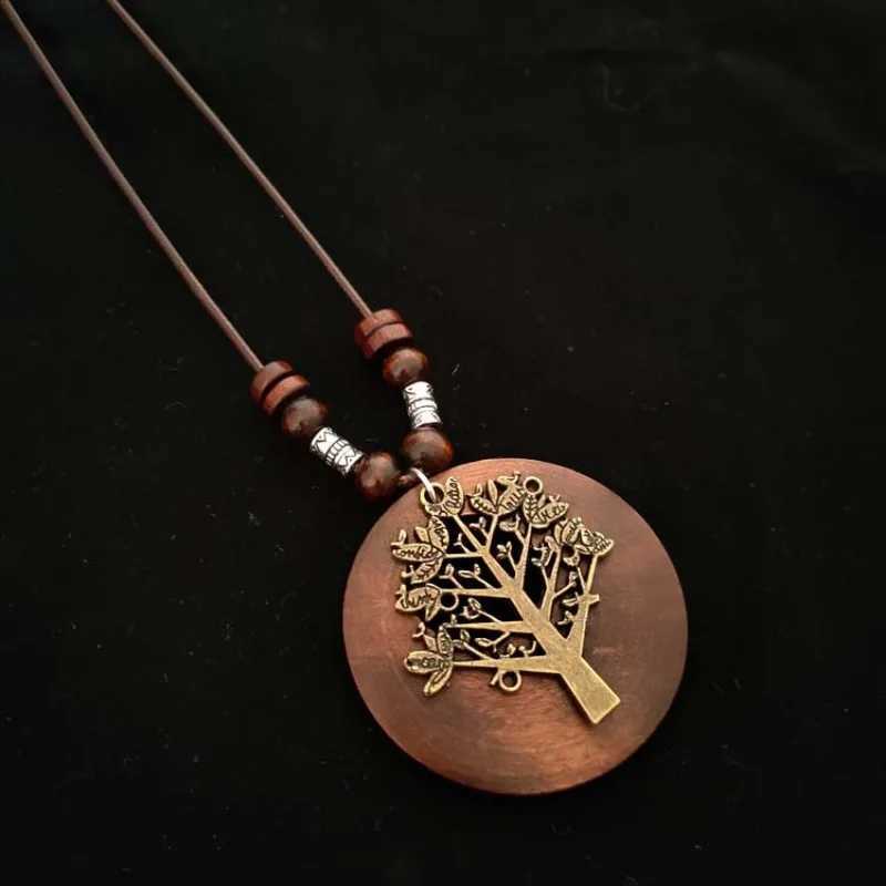 Vintage Cotton and Linen Accories Ethnic Wind Korean Wooden Bird Pendant Long Necklace for Women Men Sweater Chain JewelryXJ250219