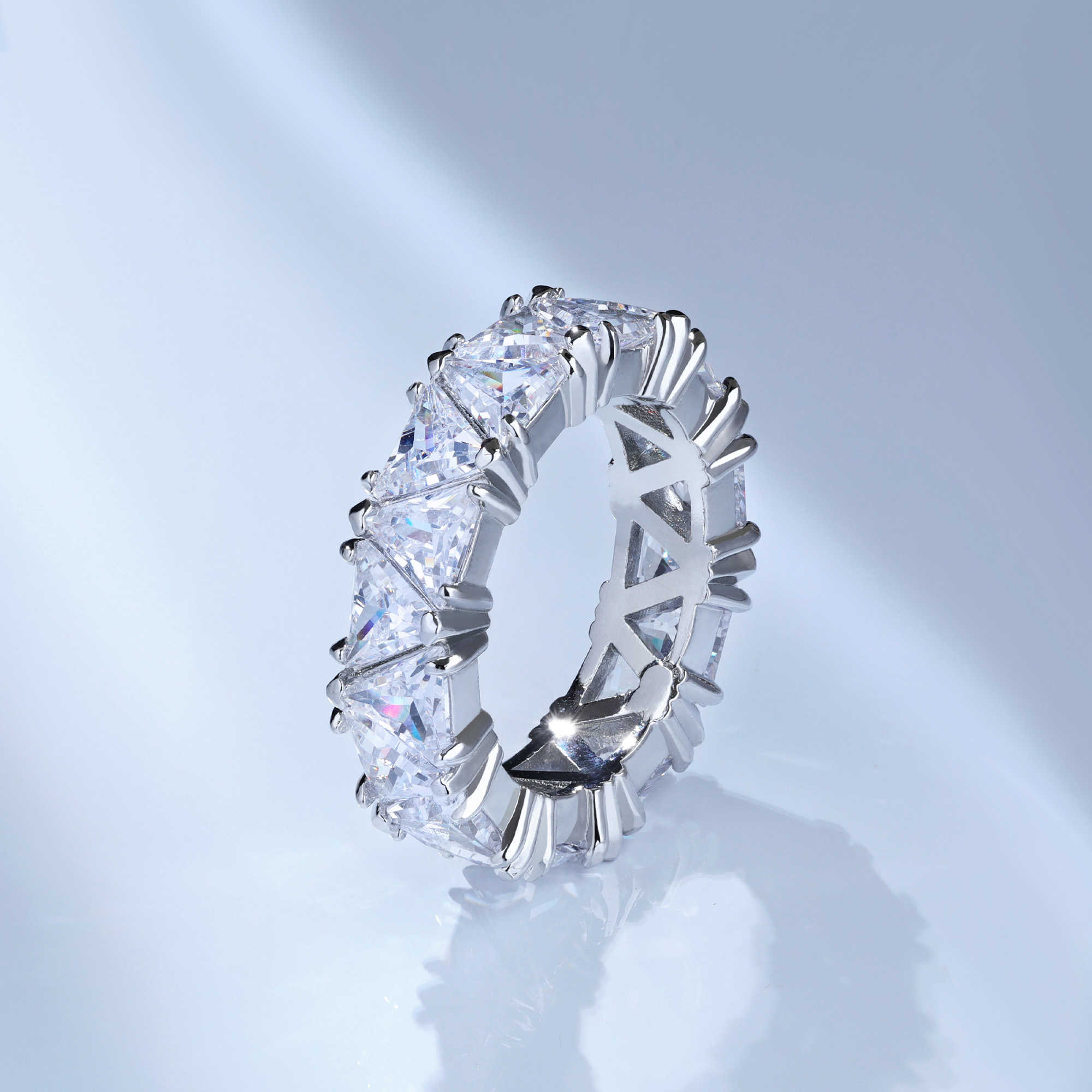 Luster Test Positive Synthetic Diamond Jewelry 925 Sterling Silver 5.0mm White Triangle Moissanite Ring