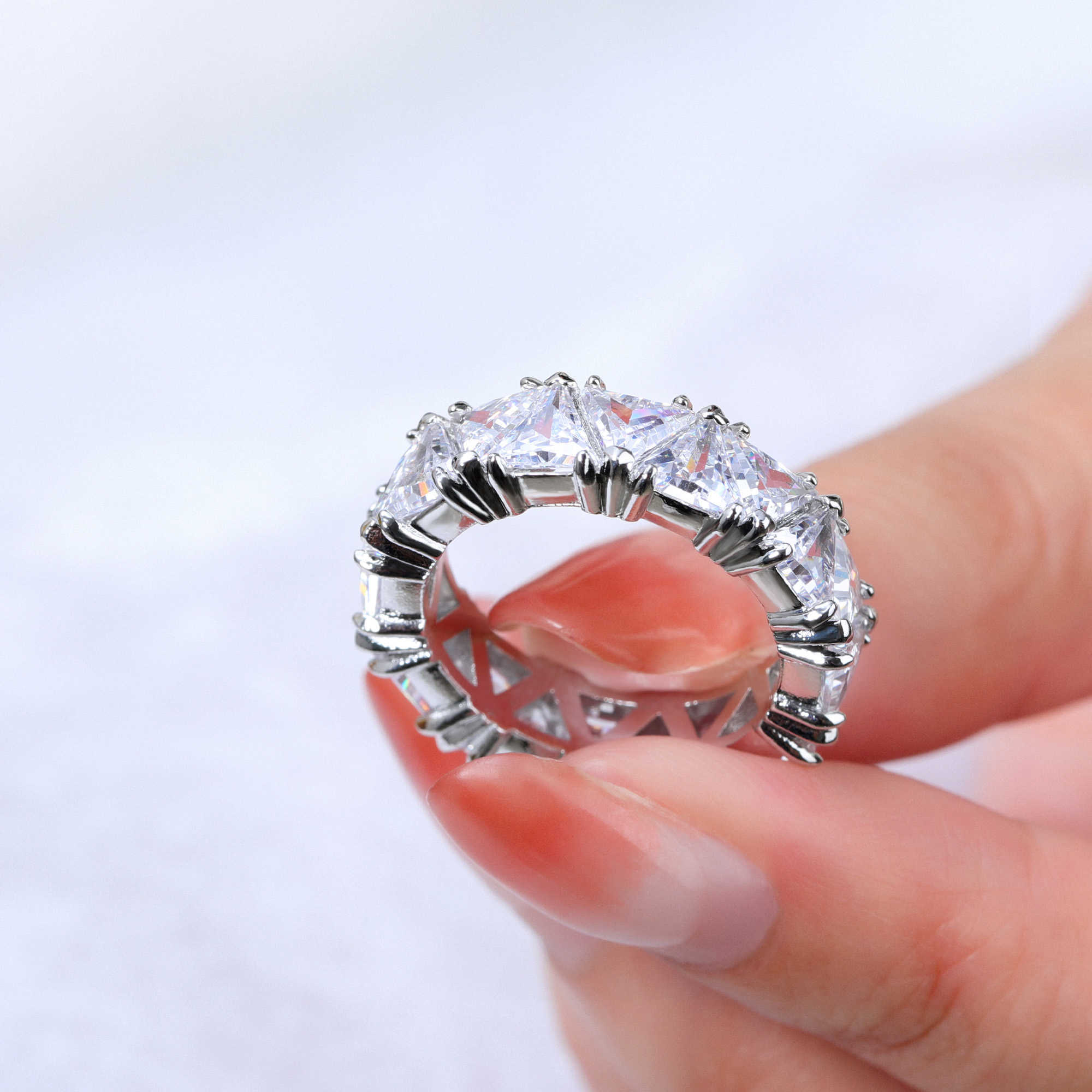 Luster Test Positive Synthetic Diamond Jewelry 925 Sterling Silver 5.0mm White Triangle Moissanite Ring