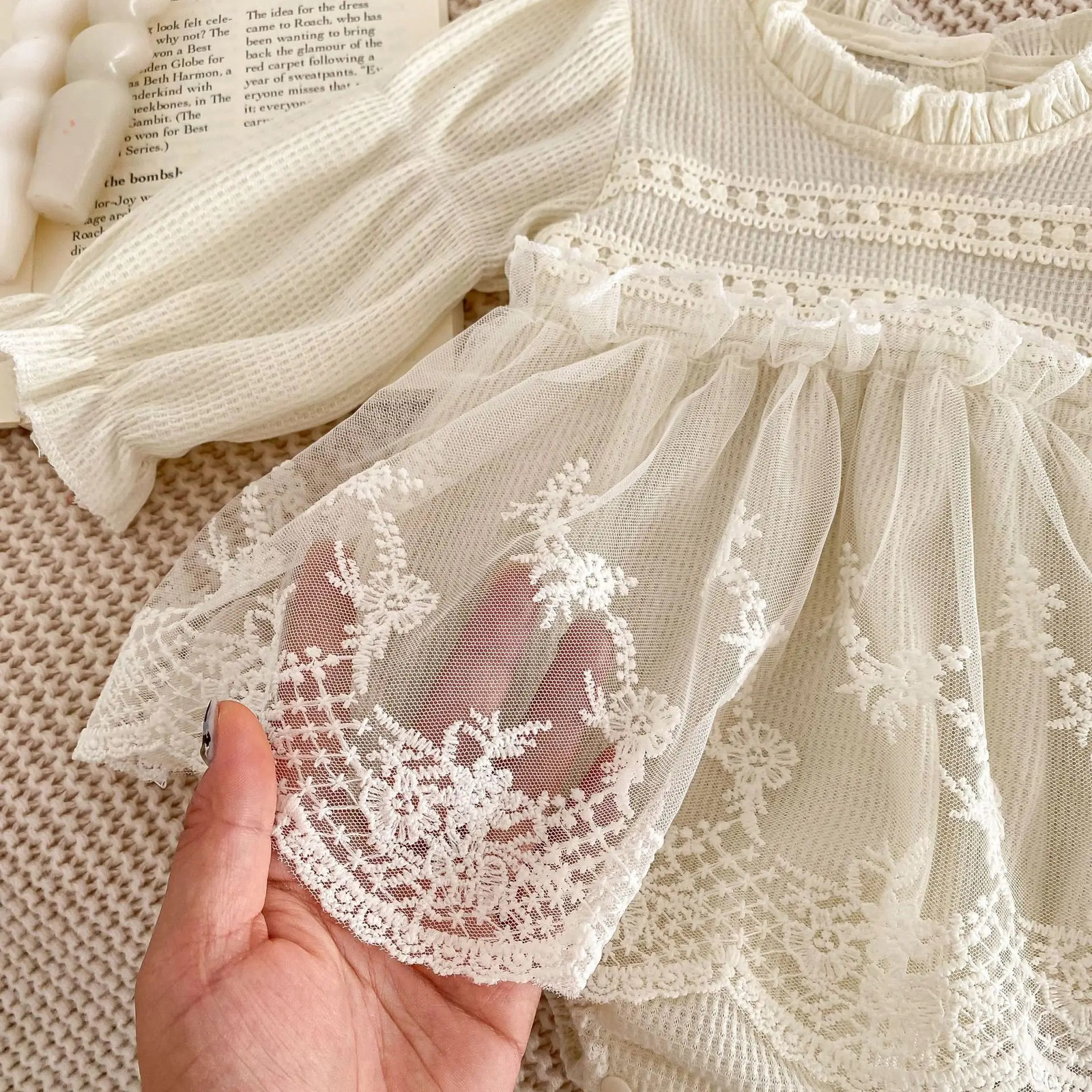 Autumn Spring Toddler Girls Lace Romper Infant Sleeve Full Moon Princess Mesh Creeper Girl Sweet Dress 250117