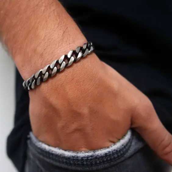 Retro Cuban Chain Bracelets for MenVintage Antique Stainl Steel Cu Dome Link WristbandRock Punk Stylish Jewelry GiftsXJ250219