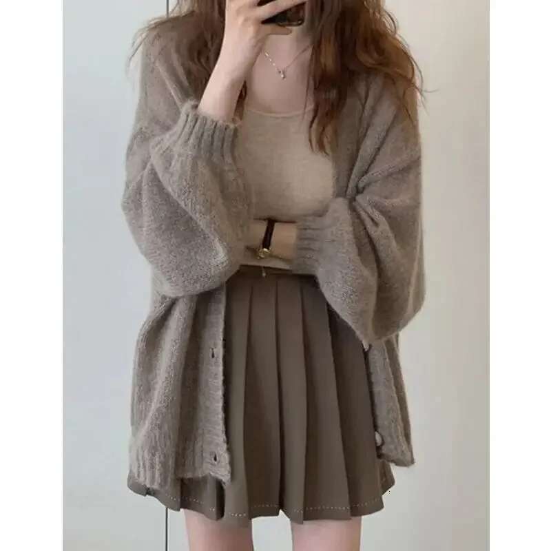 2024 Spring And Autumn New Style Sweaterknit Loose Fit Cardigan Top Versatile Jacket Outerwear V-Neck Thin