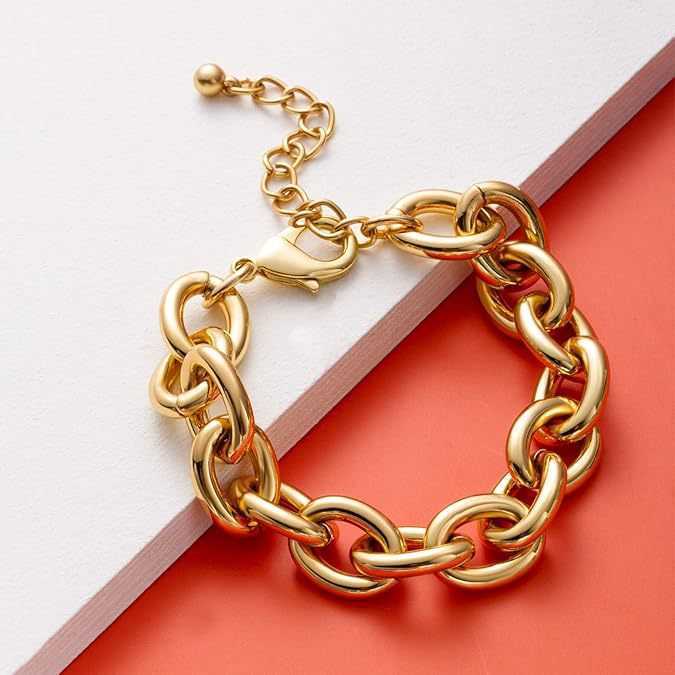 Charm Bracelets New gold thick chain bracelet for women adjustable fashion bracelet with accessories for women H25220