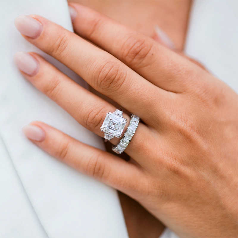 Luster High Quality Double Claws 10K/14K/18K 5.5ct Asscher Cut Moissanite Diamond Wedding Ring With Trapezoid Stones