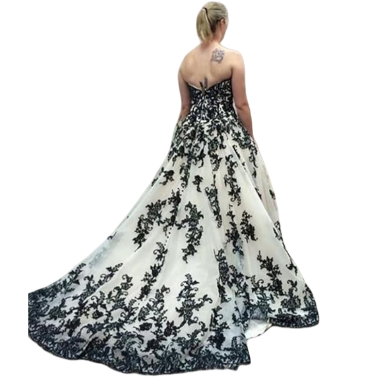 Vintage Black And White Wedding Dresses Sweetheart Strapless Long Gothic Bridal Gown Lace Appliques Country A-Line Vestido De Novia