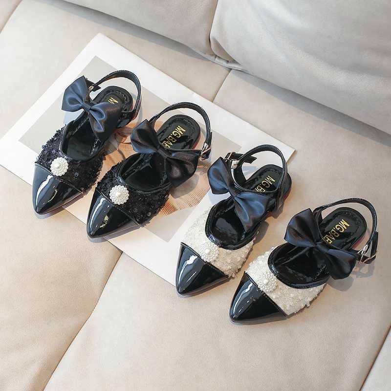 Girls Sandals Pointed Toe Patent Leather Pearl Elegant Kids Summer Shoes Shallow Flat Black Beige New Children Shoes 26-36 X250220