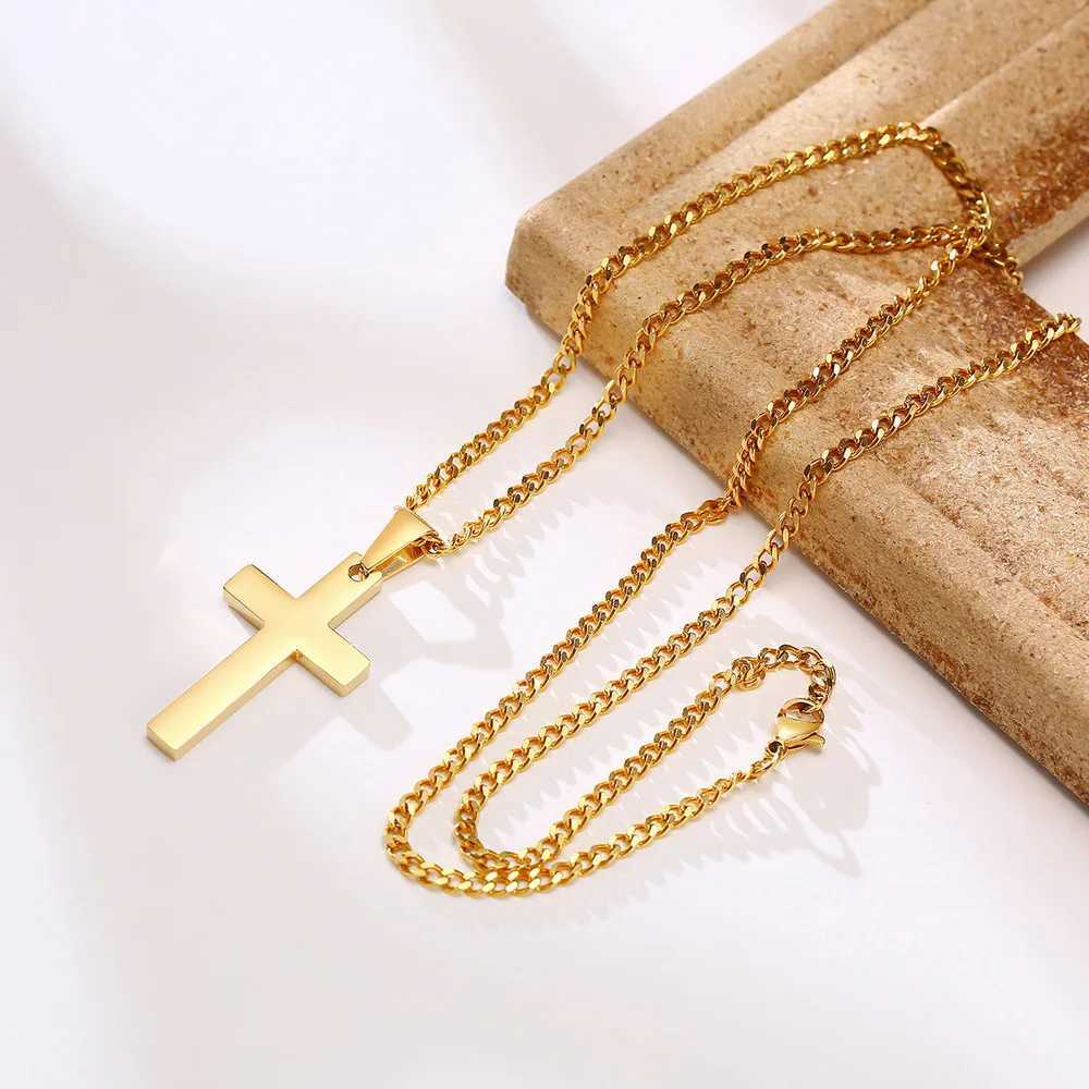 Casual Cross Pendant Necklaces for Men BoysWaterproof Stainl Steel Pendant NecklacesAnniversary Birtay Jewelry GiftsXJ250219