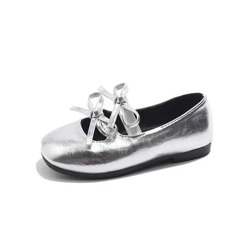 Elegant girl princess shoes new childrens leather boots spring and autumn childrens fashion leather boots black ballet shoes solid color bow X250220