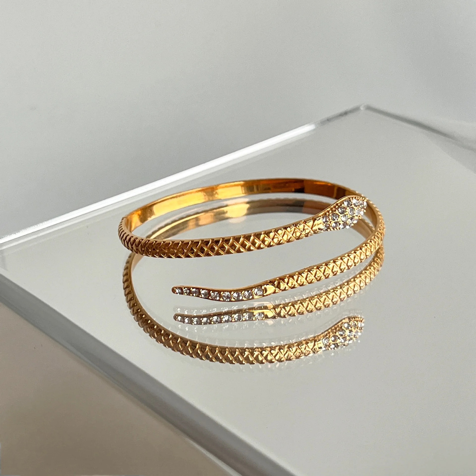 stainless steel gold-plated snake bracelet with retro micro inlaid zircon open snake bracelet for womens fashion jewelry 250220