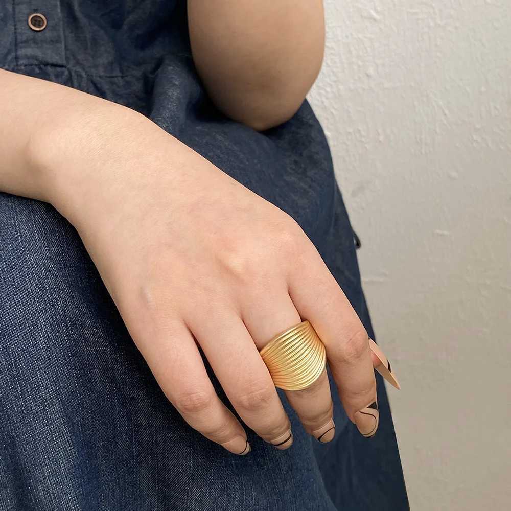 ALL Fashion Elastic Rope Adjustable Rings for Wen Men Irregar Geetric Matte Chunky Gold Color Finger Ring Charm Jewelry X250220