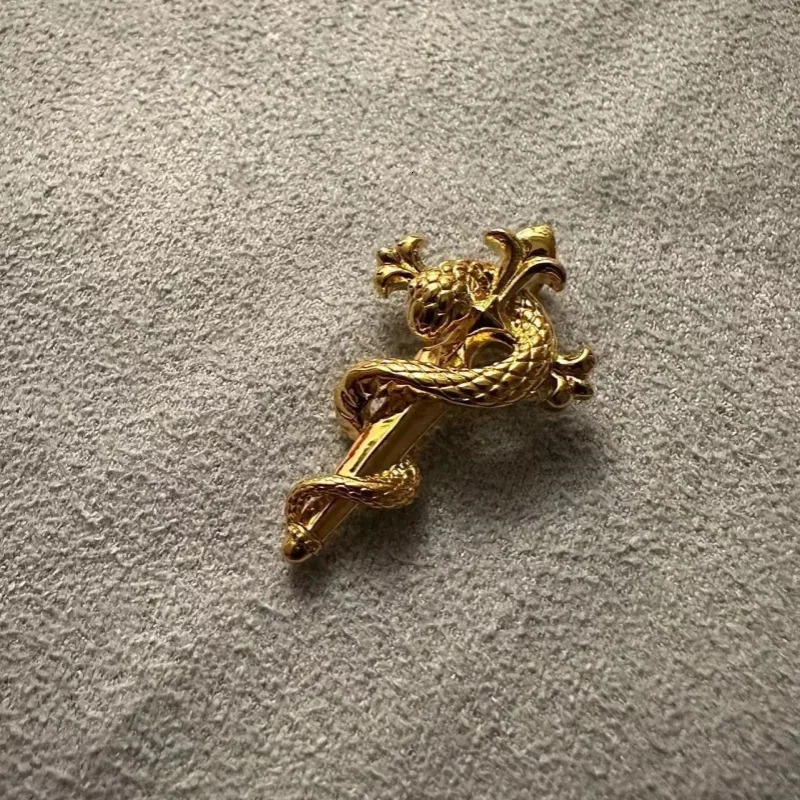 Real 18K Gold Cross Scepter Spirit Snake Pendant for Woman AU750 Pendant Necklace Fine Jewelry High-quality Banquet Gift 250220