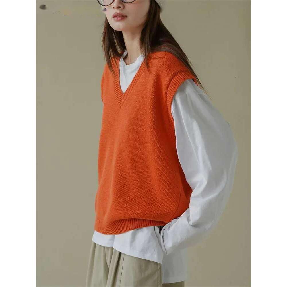 2025 Early Spring Fashion Silhouette V-Neck Knitted Vest Women 100% Cotton Loose Sleeveless Sweater Orange/Beige