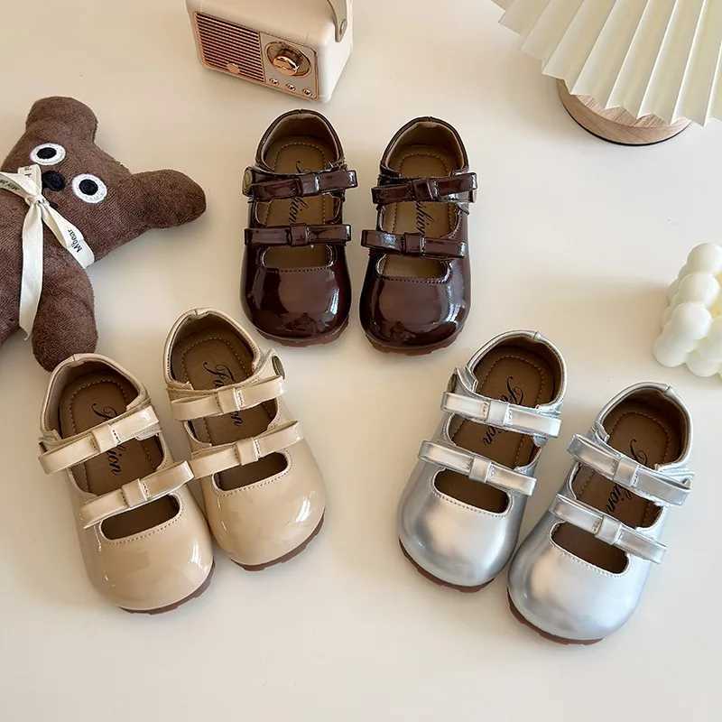 Girls Mary Janes Patent Leather Bowtie Round Toe Cute Kids Flat Shoes Toddler Three Colors Spring Hook-loop Children Shoe 21-30 X250220