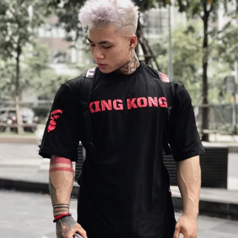 Trendy loose fitting men sports short sleeved Tshirt summer printing pure cotton half sleeve gym running training 250218