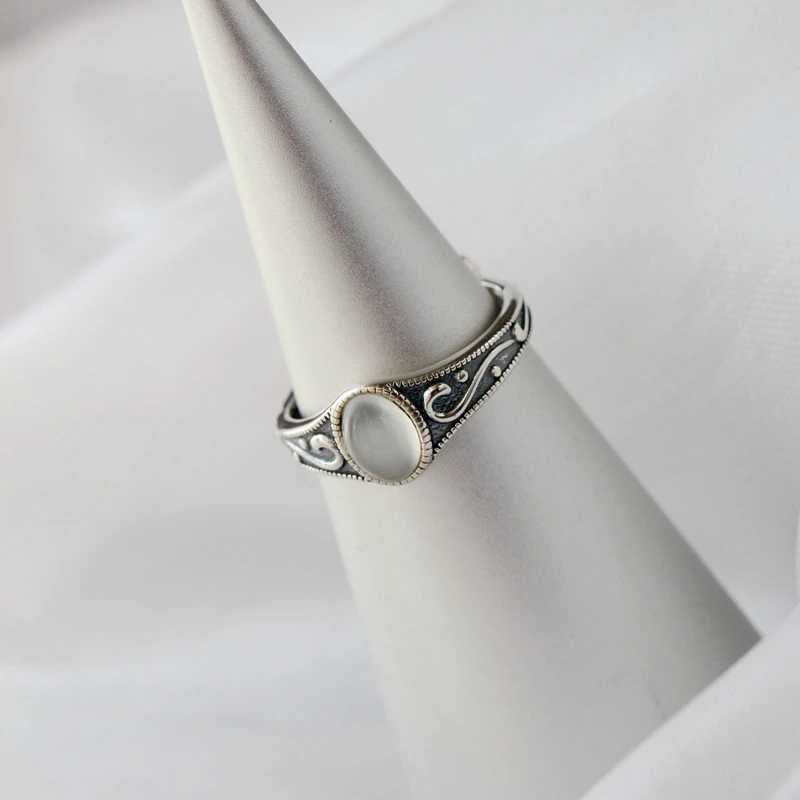 A genuine 925 sterling silver womens retro style charm ring with natural moonstone inlay foldable open ring fashionable jewelry gift X250220