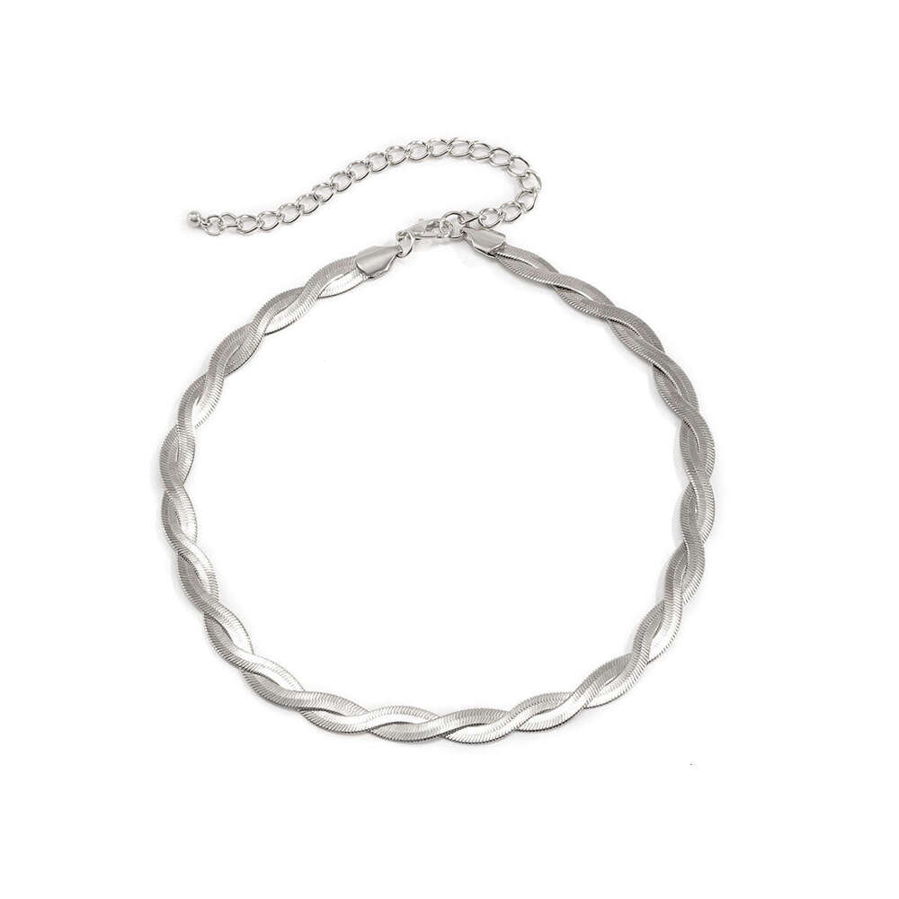 Cool sexy single layer winding snake bone with a simple and elegant woven metal necklace accessory
