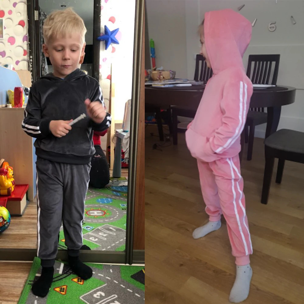 2025 Toddler Kids Hoodies Sweatshirt Set Solid Velvet Spring Autumn Baby Boy Girl Tracksuit Clothes For Children Sports Outfits 250220