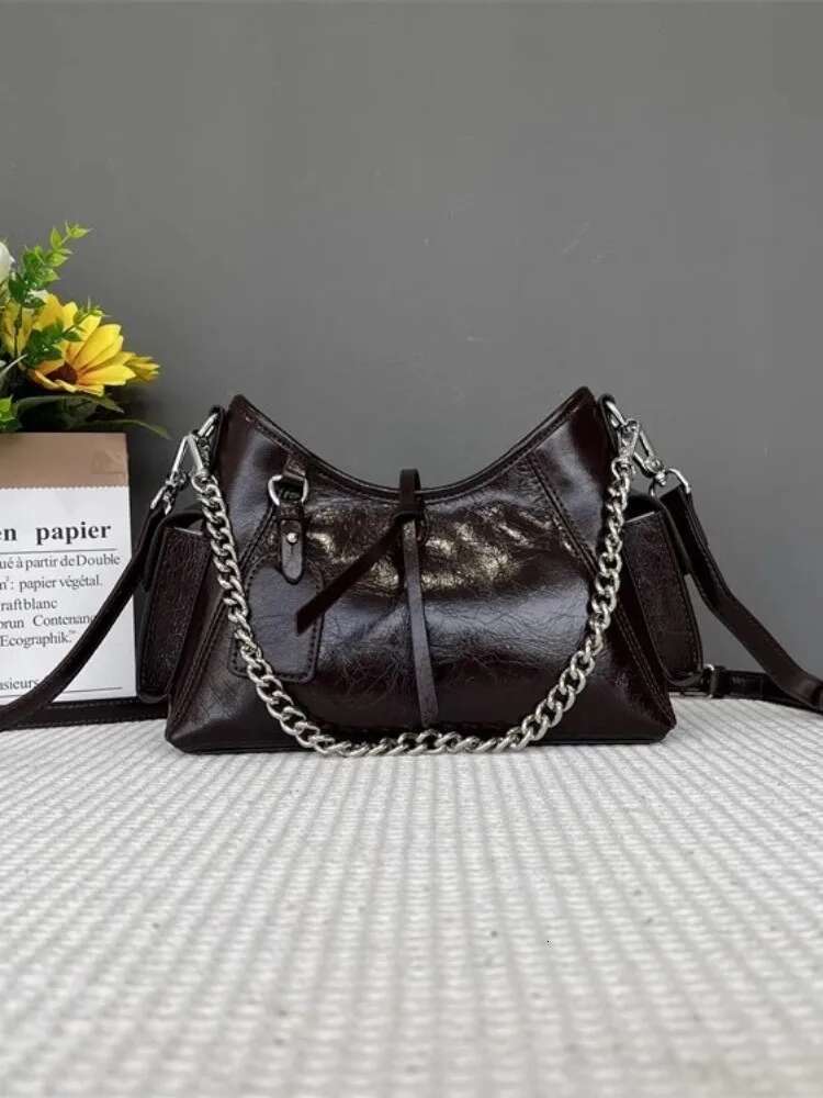 Women Motorcycle Personality Vintage Cowskin Genuine Leather Single Shoulder Crossbody Bags Ladies Casual Chain Armpit Bag