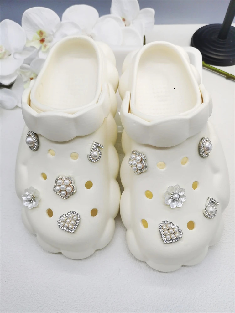 10PCS Shoe Charms ABS Accessories Decorations Clog Luxury Rhinestone Pearl Beads Diy Buckle Shoes Ornaments For Party Gift 250219