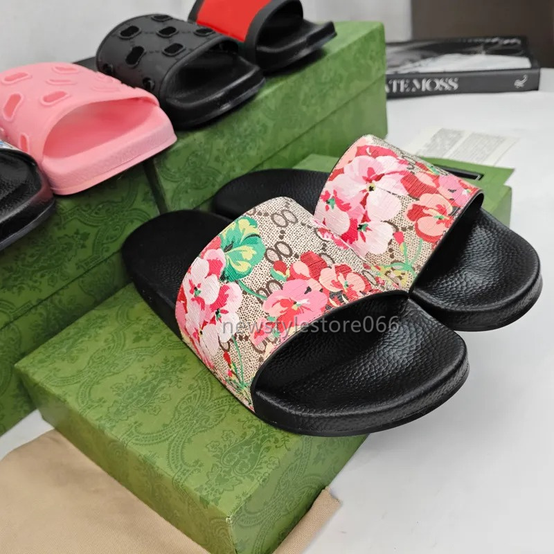 designer Sandals Women Men Slippers Slides Classic retro brown Complete styles suitable for both men and women Beach bath slippers 1+1+1+1+1