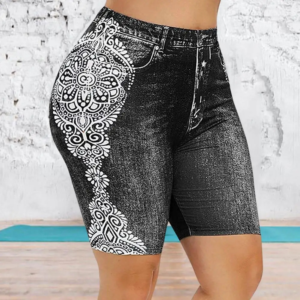 Wearresistant Woman Shorts Slim Fit Ladies Pants Sweatabsorbing Soft Summer Women Shorts Daily Wear 250214