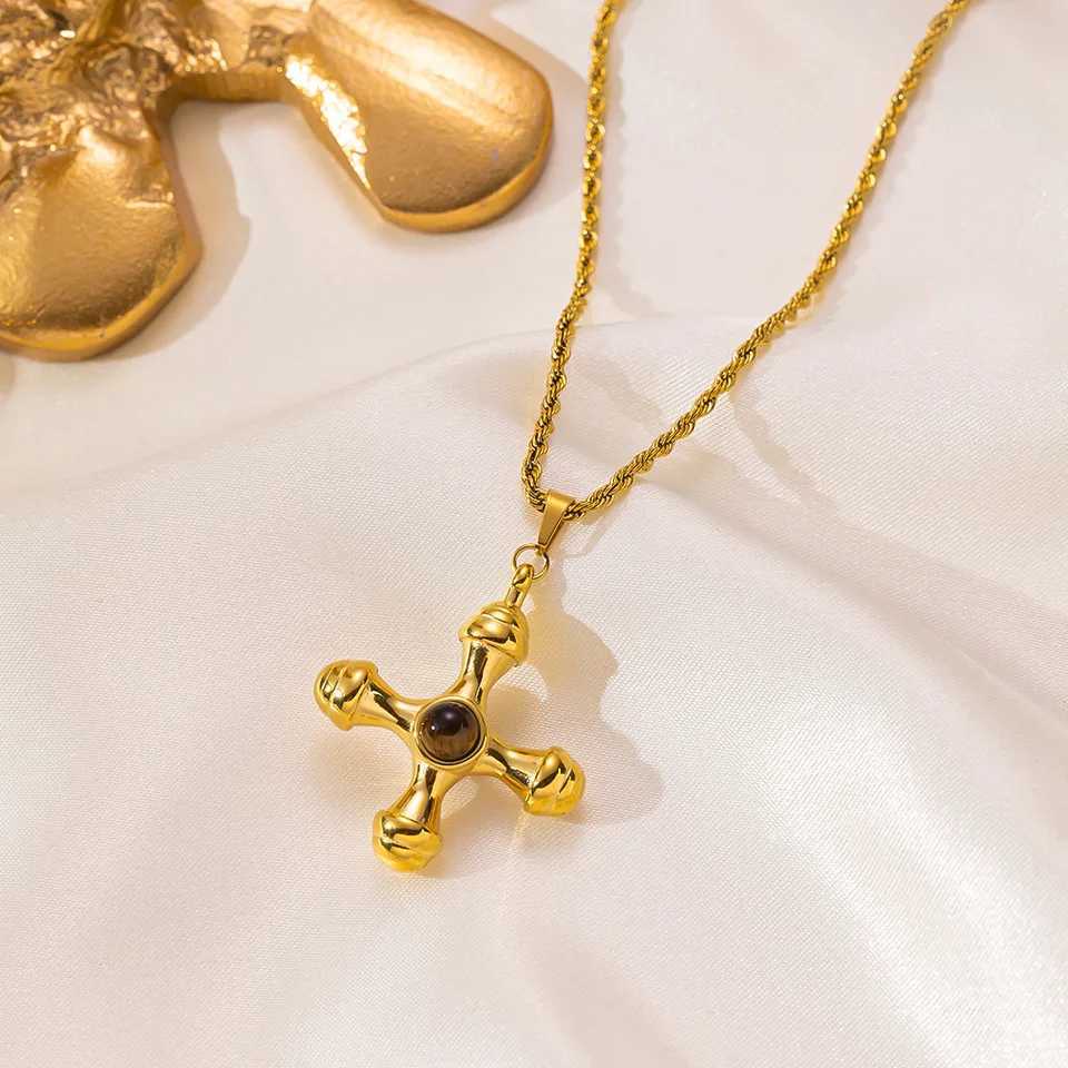Stainl Steel Cross With Tiger Eye Stone Pendant Necklace Does Fade Women Men Couple Holiday Gift Necklace Versatile JewelryXJ250219