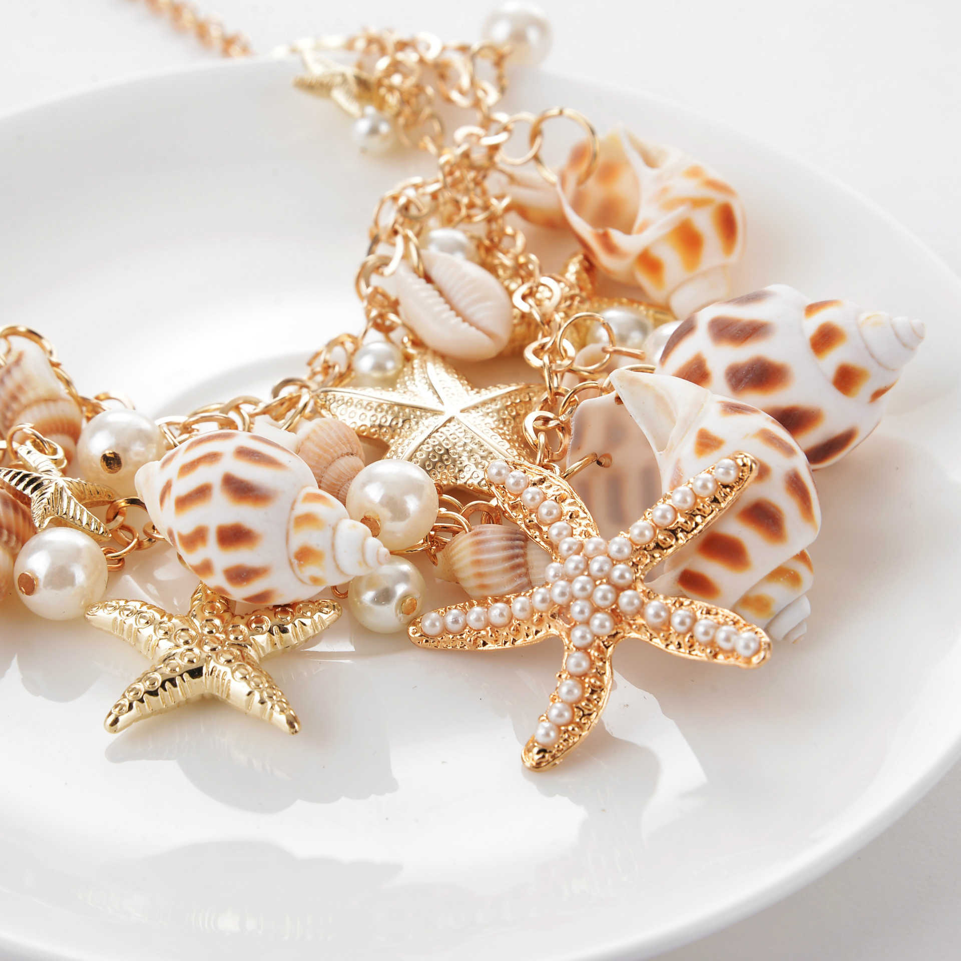 Pendant Necklaces Fashionable beach style sparkling Starfish Necklace Fashion Jewelry 9040 H25219