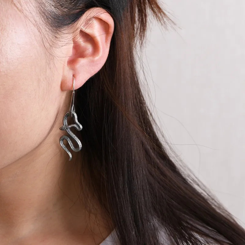 Snake pendant earrings 925 sterling silver Gothic matte pendant earrings for womens fashion punk jewelry Valentines Day gift Thai silver 250220