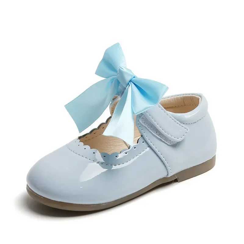 Little Girls Shoes 2024 Spring/Summer Childrens Princess Shoes Girls Oxford Candy Color Childrens Soft Patent Leather Shoes X250220