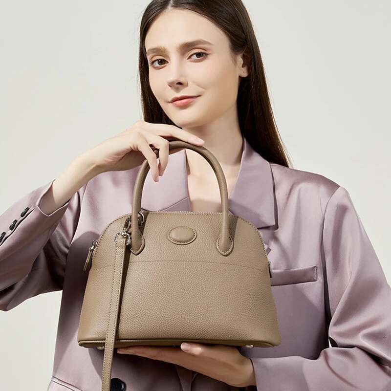 New Lady T Cowhide Shell Bag Women Fashionable Versatile Commuting Handbag Female Shoulder Crossbody Girl Messenger Packs