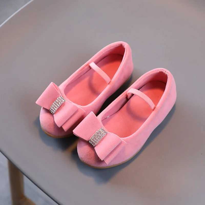 Little girl leather shoes simple and fashionable childrens princess shoes solid color flat lining childrens Versatile Bowtie Loafers Moccasin X250220