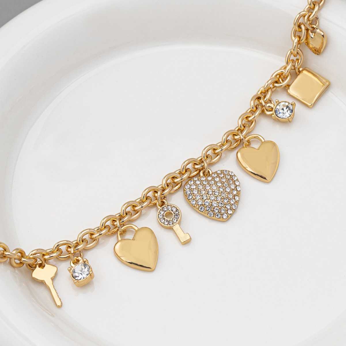 Charm Bracelets Design Love Lock Jewelry Personalized Full Diamond Peach Heart Bracelet Womens Qingdao Jewelry H25220
