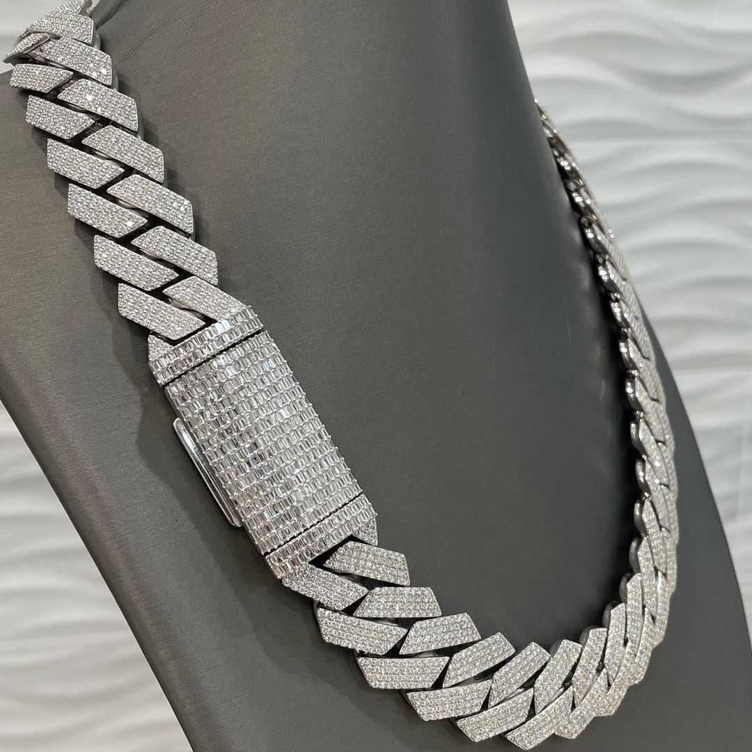 Mens Gold Chains 20mm Iced Out S925 Sterling Silver Necklace Prong VVS Moissanite Cuban Link Chain