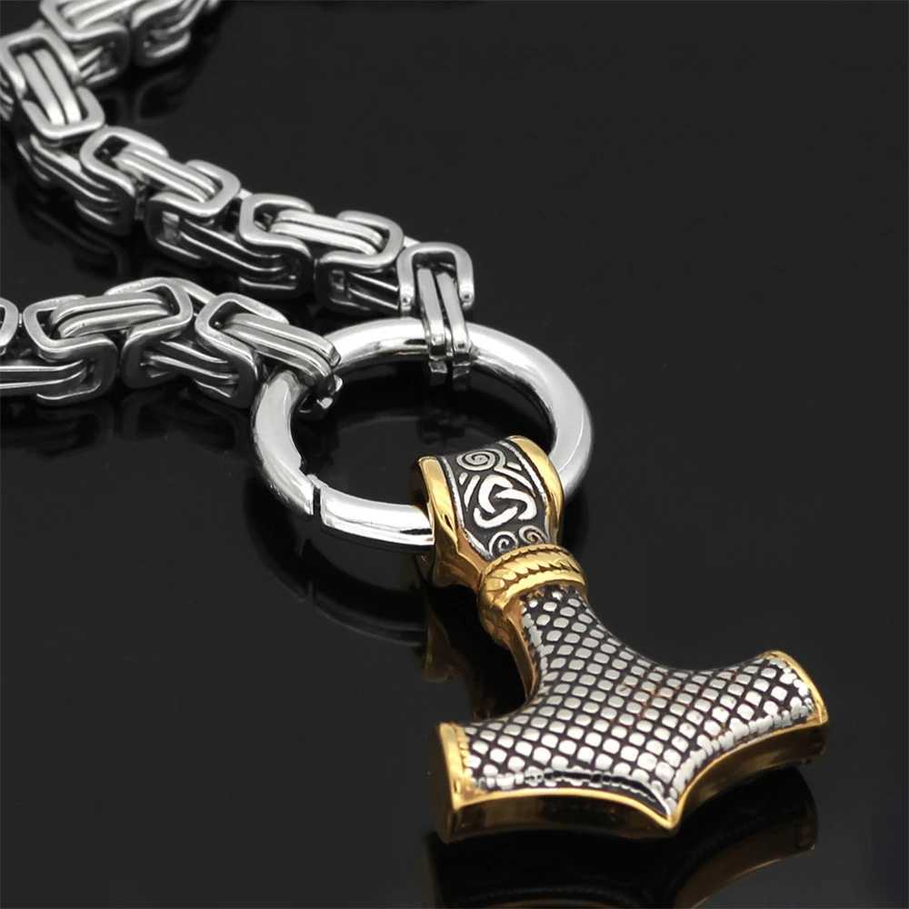 Nordic Celtic Wolf Mens Necklace Viking Wolf Head Stainl Steel Pendant scandinavian Rune Accories norse Amulet JewelryXJ250219