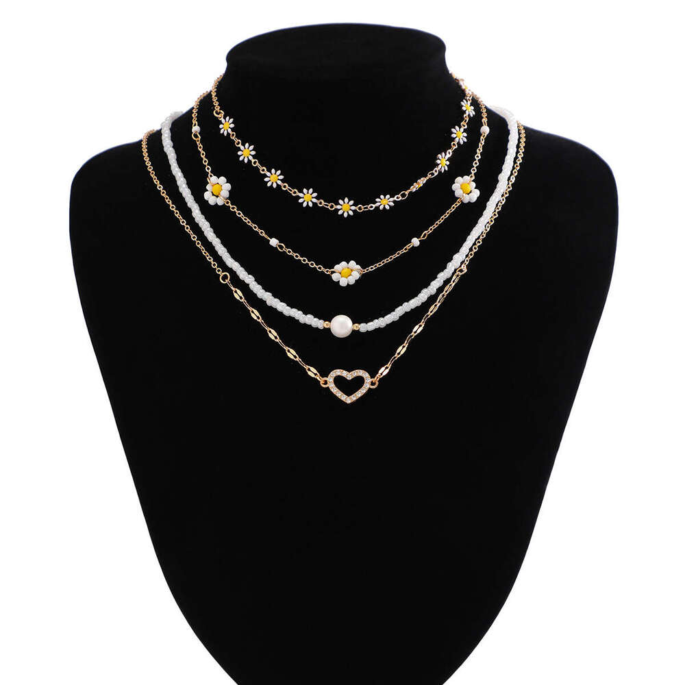 Jewelry Sweet and Spicy Pearl Imitation Daisy Set for Female Minority Heart Shaped Full Dia Collar Necklace