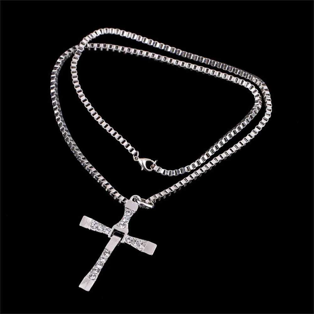 Cross Necklace Fast and Furious 8 Dominic Toretto Jewelry Classic Rhinestone Charms Cross Alloy Pendant Necklaces Men GiftsXJ250219