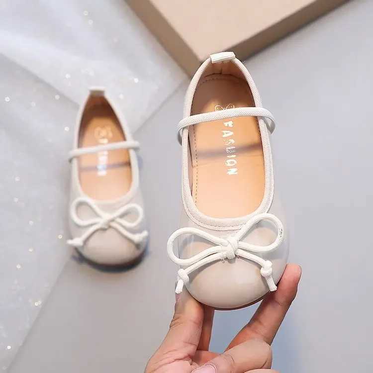 Girls Leather Shoes 2024 Spring/Autumn Kids Flats with Simple Lacing Bow Round Toe Soft Sole Colored Princess Shoes for Show X250220