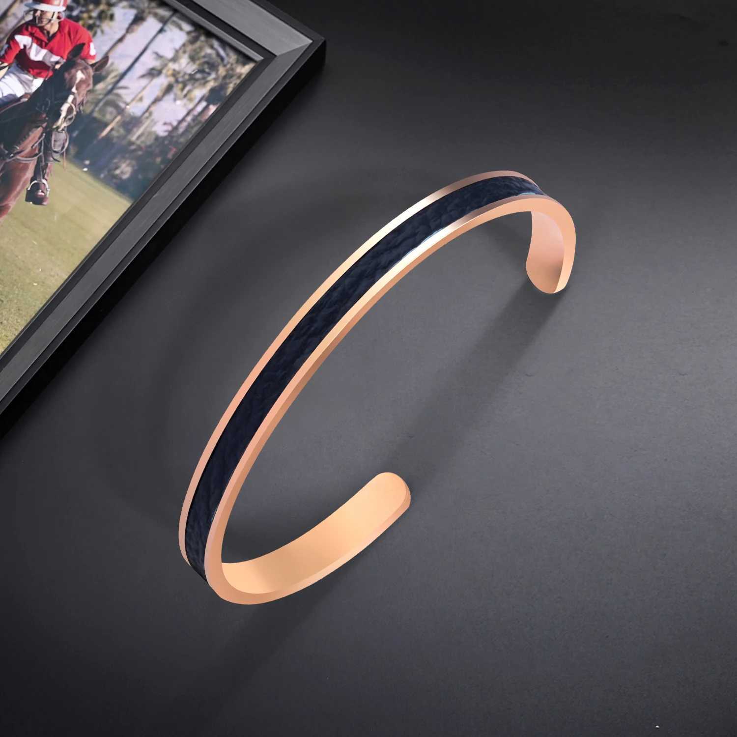 Minimalist Cuff Bangle For Men Black Man Bracelets On Hand Adjustable Stainl Steel PU Leather Men Fashion Jewelry Tren GiftXJ250219