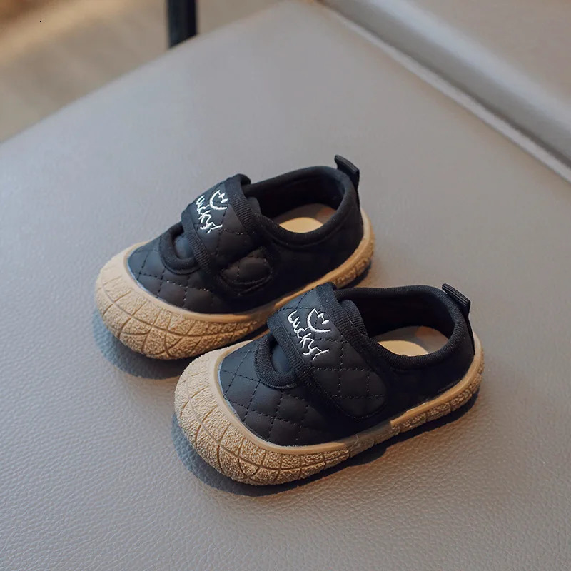 Baby Walking Shoes LUCK Spring and Autumn Anti slip Boys and Babies Steady Shoes Girls and Childrens Shoes Cartoon Shoes 250219