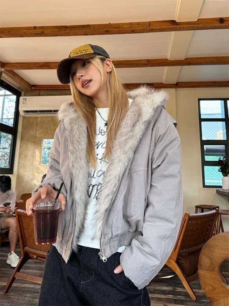 American Retro Fur Collar Hooded Women Y2K Streetwear Winter New Veet Thickened Warm Haruku Loose Casual Jacket