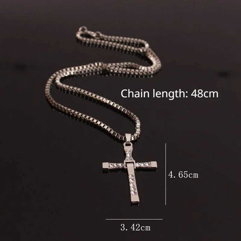 Fast and Furious 6 7 hard gas actor Dominic Toretto / cross necklace pendantgift for your boyfriendXJ250219