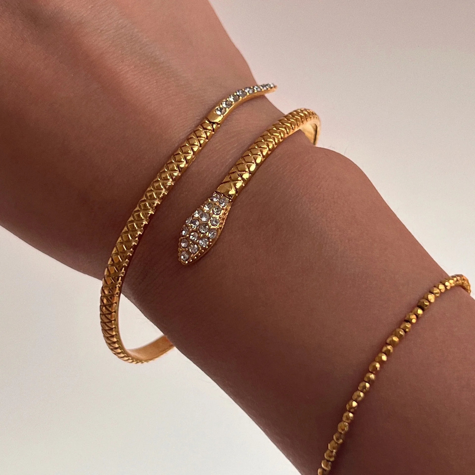 stainless steel gold-plated snake bracelet with retro micro inlaid zircon open snake bracelet for womens fashion jewelry 250220