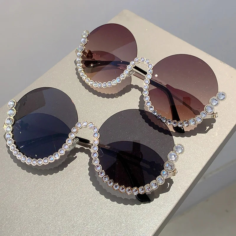 Diamond Sunglasses Women Vintage Round Sun Glasses for Female Fashion Ladies Gradient Lens Rimless Eyewear 250218