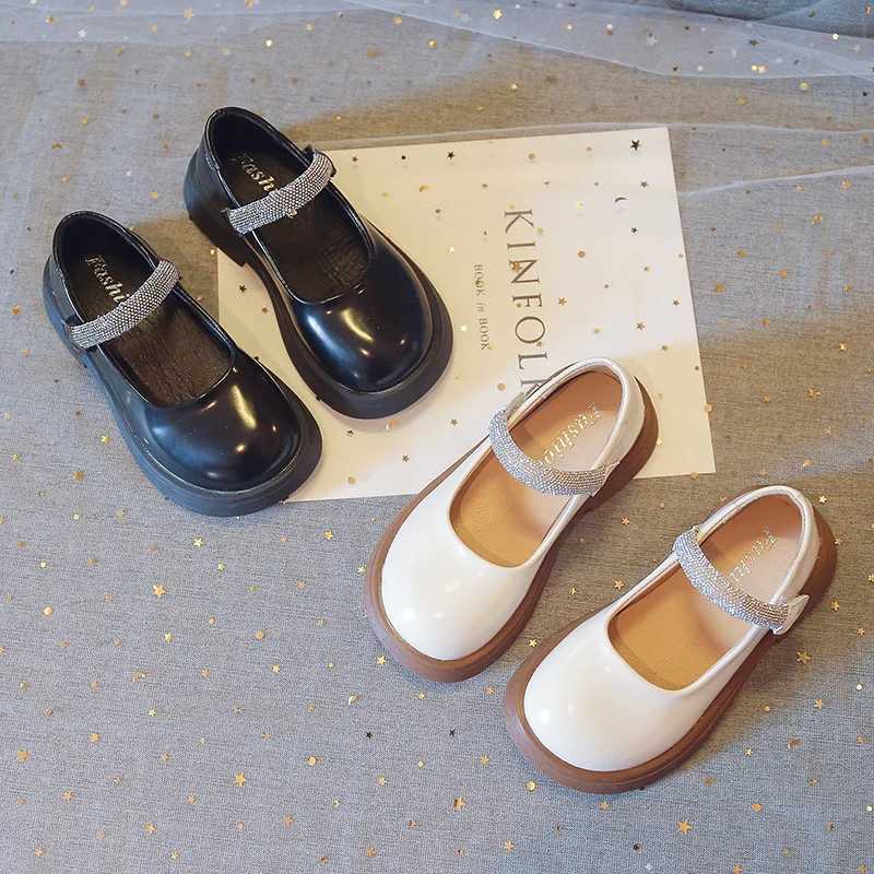 Korean Style Childrens Leather Shoes 2023 Spring New Fashion Kids Glossy Shallow Rhinestone Girls Performance School Shoes PU X250220