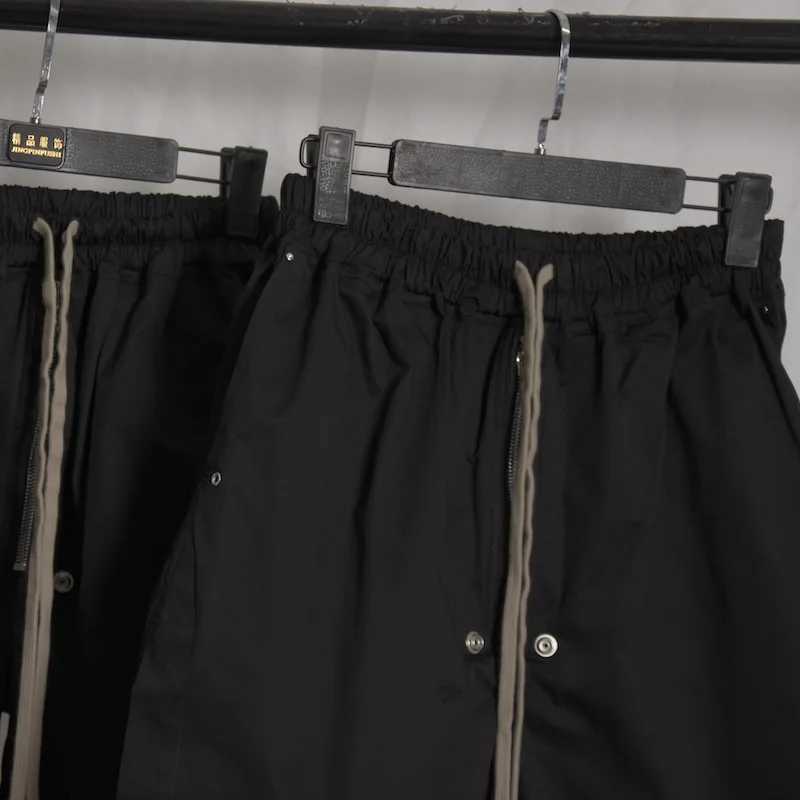 High Street Mens Pants Black Solid Casual Shorts for Man Cotton Zipper Design Men Trousers Techwear Mens Clothing X250220