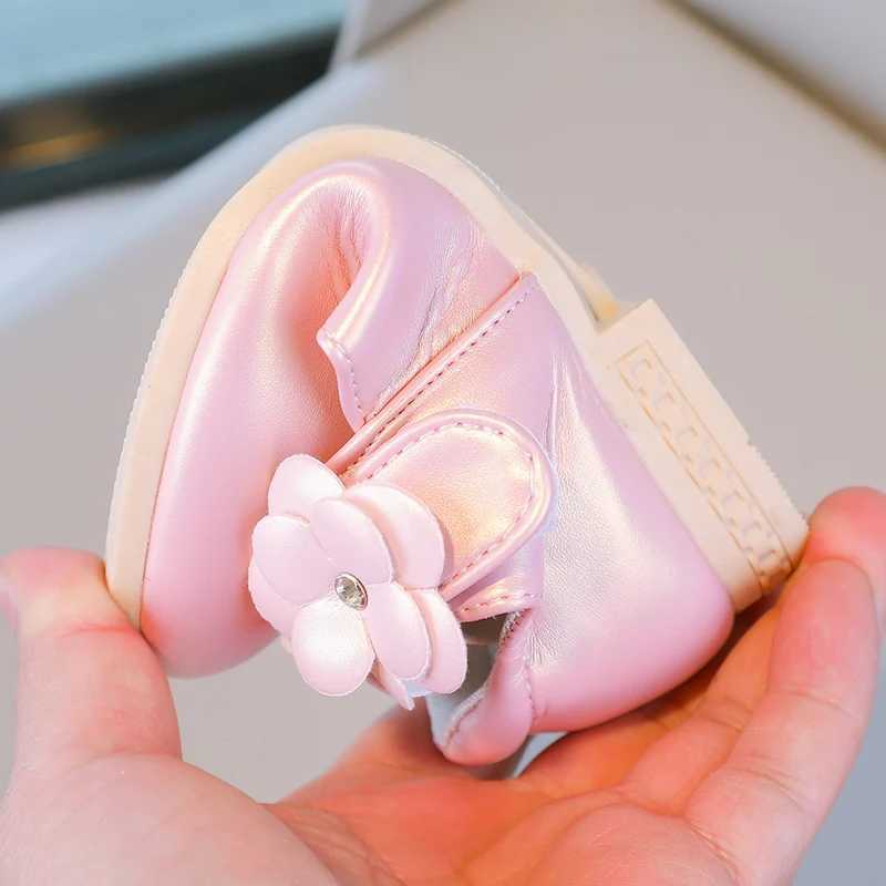 Autumn Girls Mary Janes Stickers Low Heel Beautiful Childrens Princess Shoes Three Color Pointed Toe Breathable Childrens Shoes 26-36 X250220