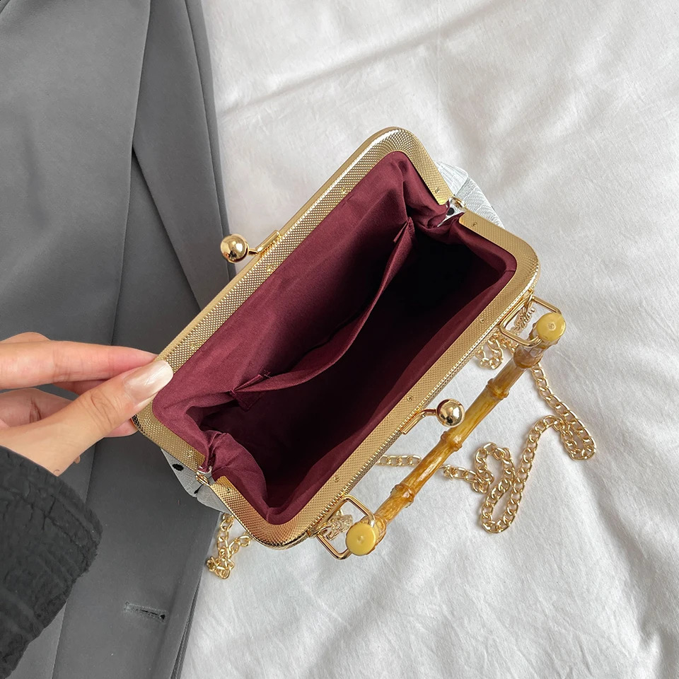 Fashion handbag large capacity shoulder bag highend womens niche leisure ladies crossbody 250218